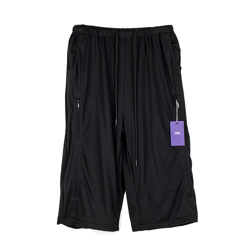 Black Elastic Waist Shorts with Zipper Pockets for Comfortable Wear