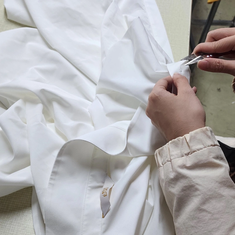 White-fabric-quality-check