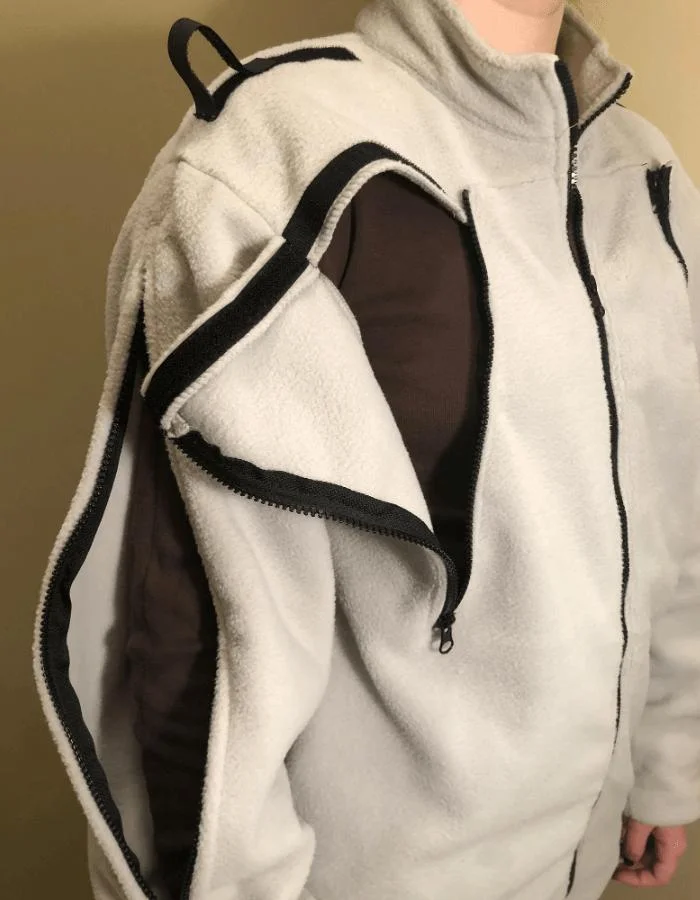 Easy-wear dual zipper garments supplier